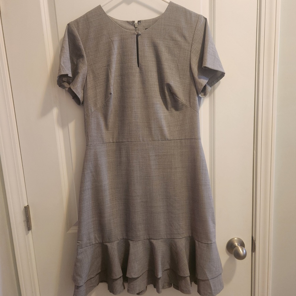 Banana Republic Gray Wool Blend Ruffle Hem Keyhole Sheath Dress Size 10